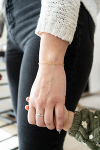 Gold Heart Link Chain Bracelet