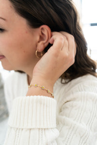 Small Daisy Chain Bracelet