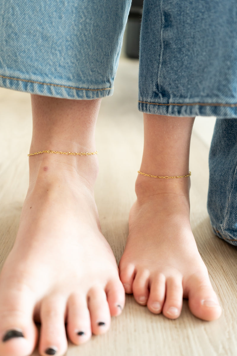 Crinkle Oval Chain Anklet