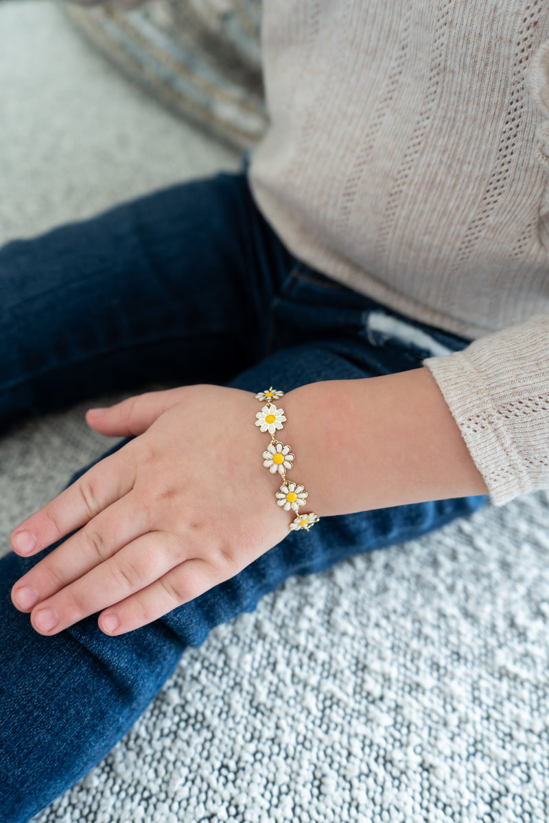 Big Daisy Chain Bracelet